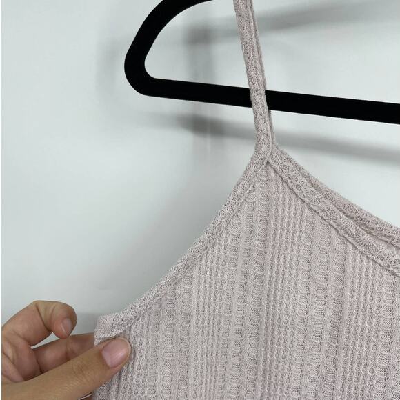 Paper Crane Womens Pink Cami Tank Top Sleeveless Spaghetti Strap Size Medium NEW - Picture 4 of 9